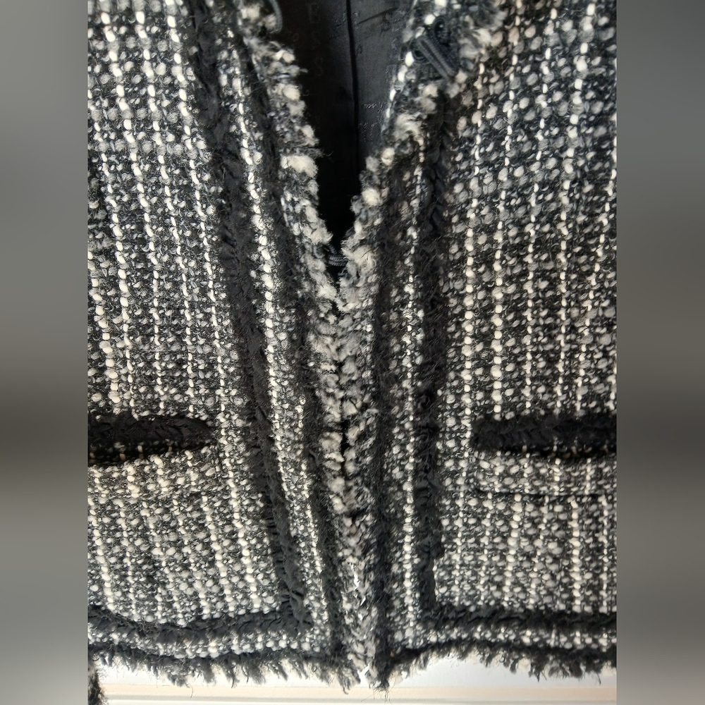 Guess by Marciano Tweed Jacket. Size 8 - Picture 2 of 6